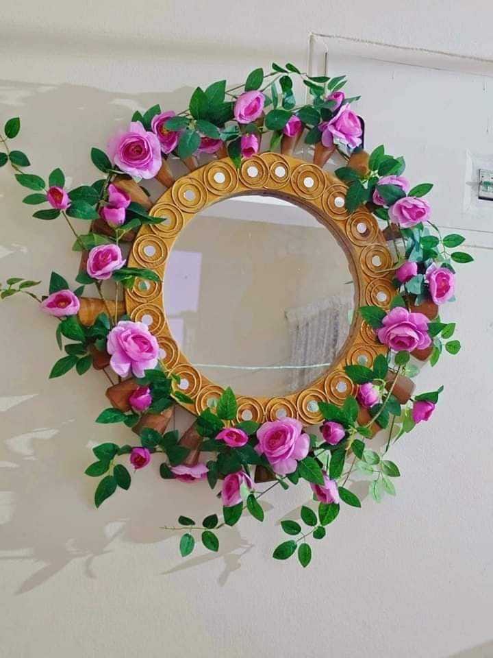 wooden mirror with flower